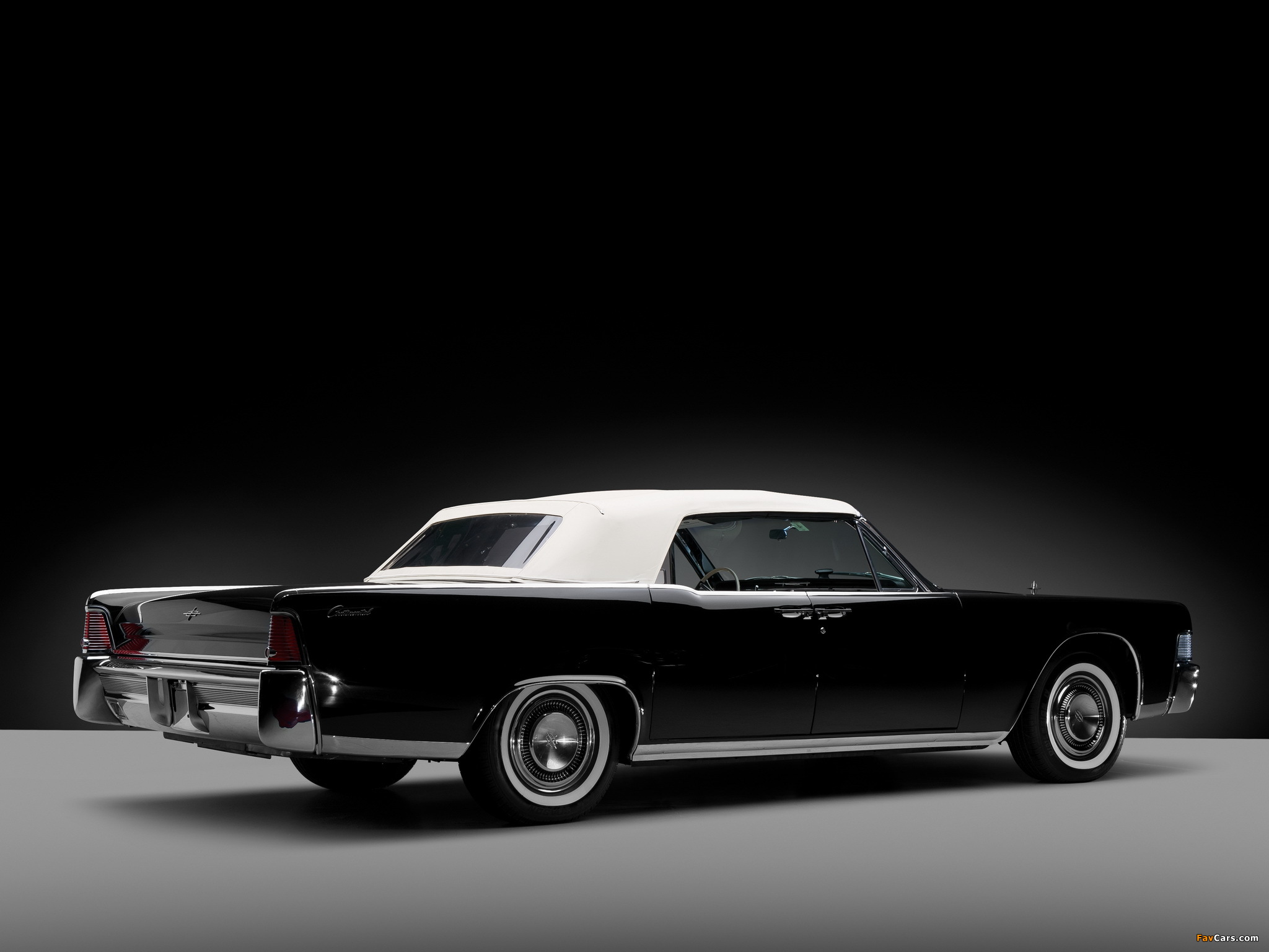Pictures of Lincoln Continental Convertible 1965 (2048 x 1536)
