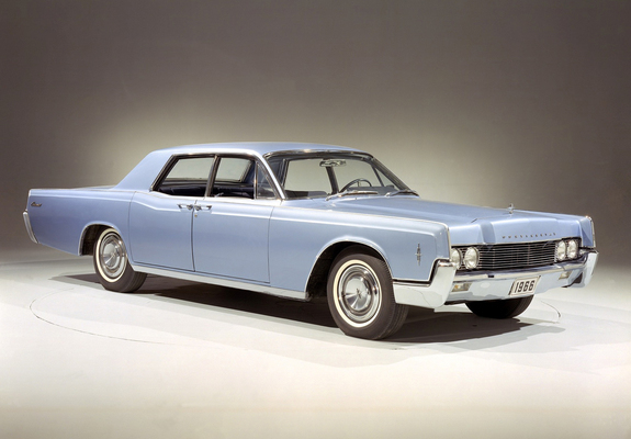 Pictures of Lincoln Continental Sedan 1966