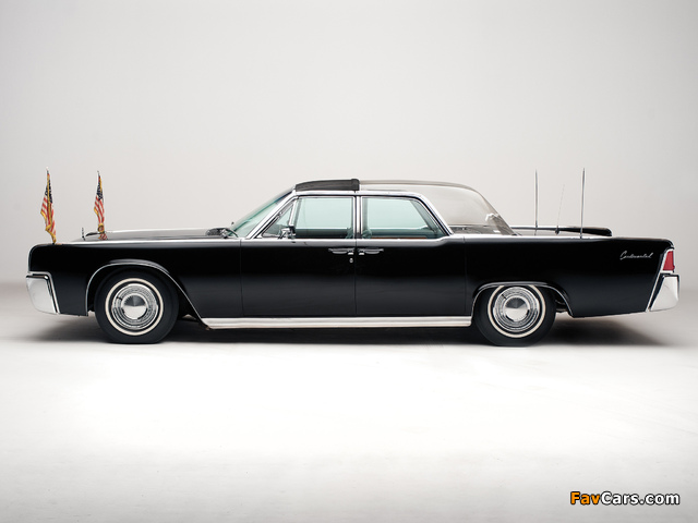 Lincoln Continental Bubbletop Kennedy Limousine 1962 wallpapers (640 x 480)