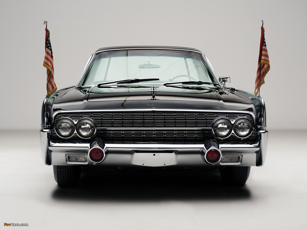 Lincoln Continental Bubbletop Kennedy Limousine 1962 wallpapers (1280 x 960)