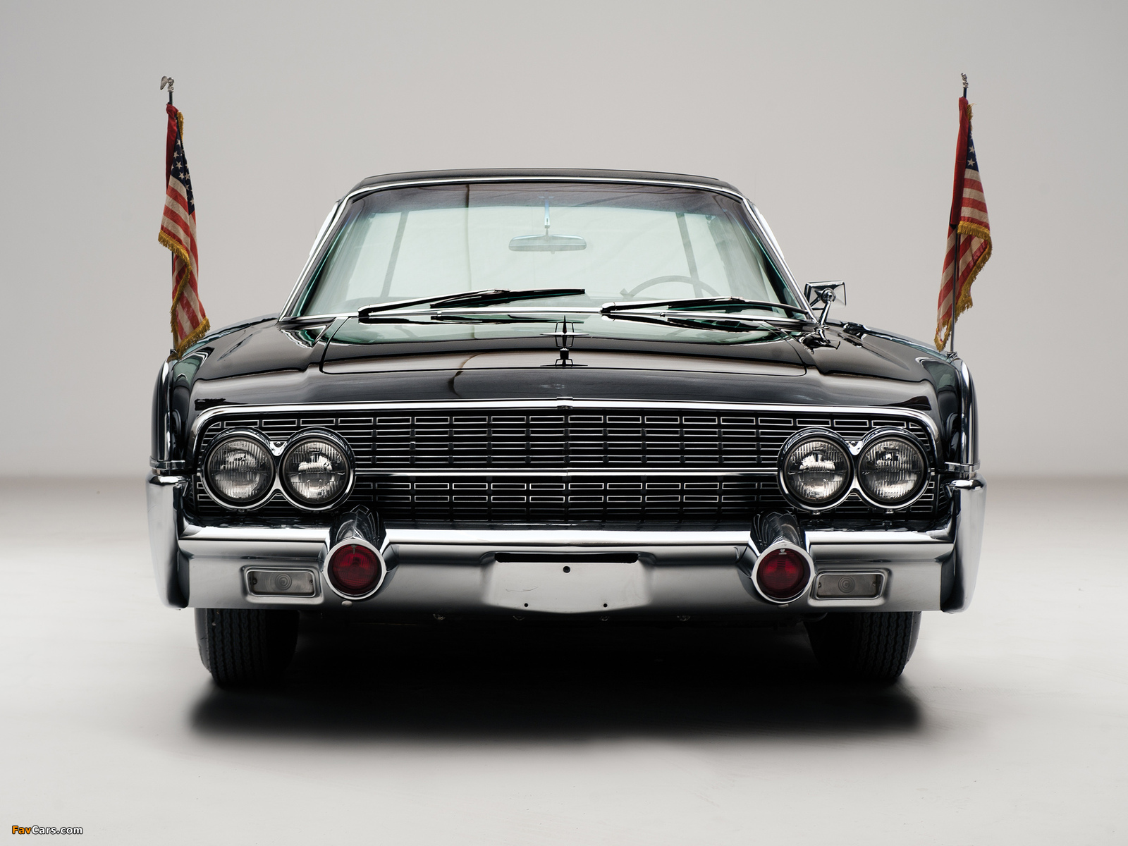 Lincoln Continental Bubbletop Kennedy Limousine 1962 wallpapers (1600 x 1200)