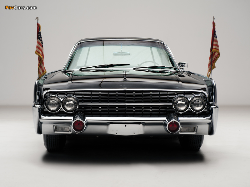 Lincoln Continental Bubbletop Kennedy Limousine 1962 wallpapers (800 x 600)