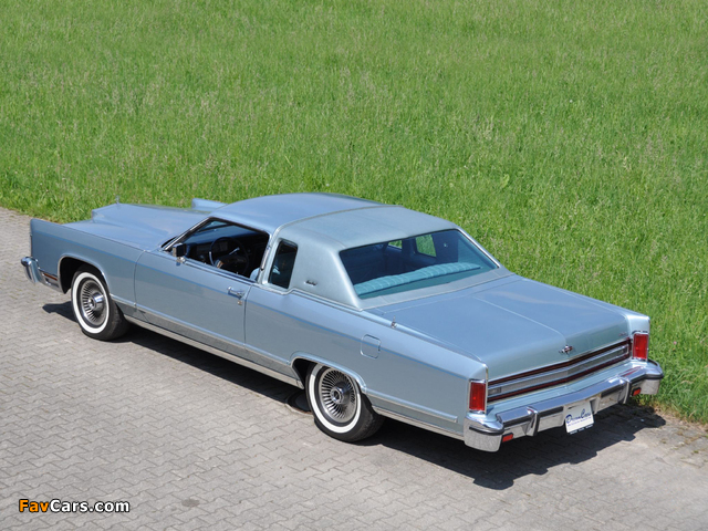 Lincoln Continental Town Coupe 1979 wallpapers (640 x 480)