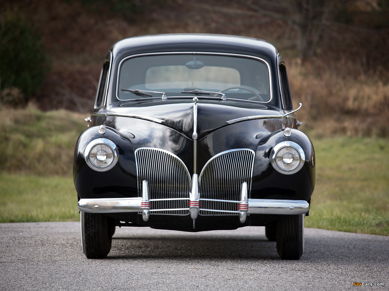 Lincoln Custom Limousine 1941 wallpapers (1280 x 960)