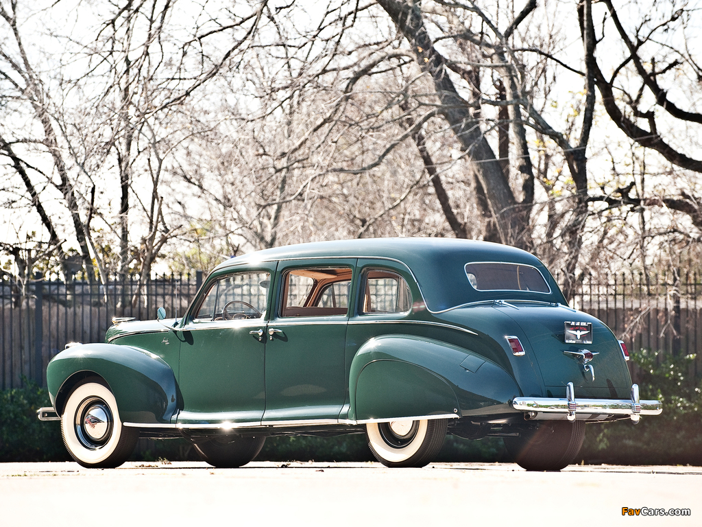 Lincoln Custom Limousine 1941 wallpapers (1024 x 768)