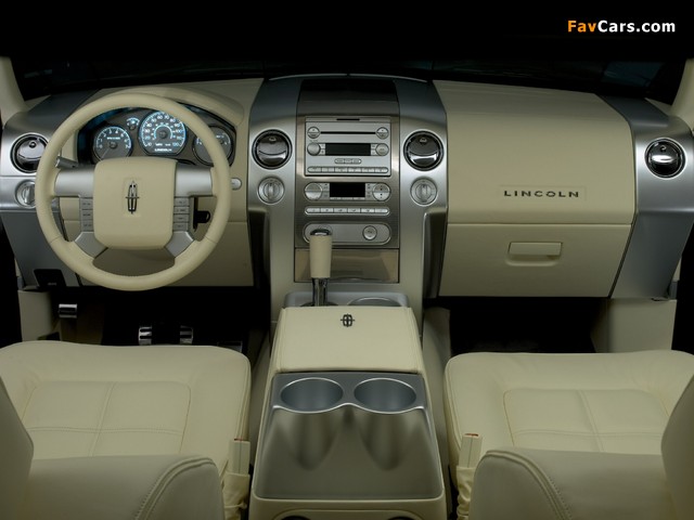 Photos of Lincoln Mark LT Concept 2004 (640 x 480)