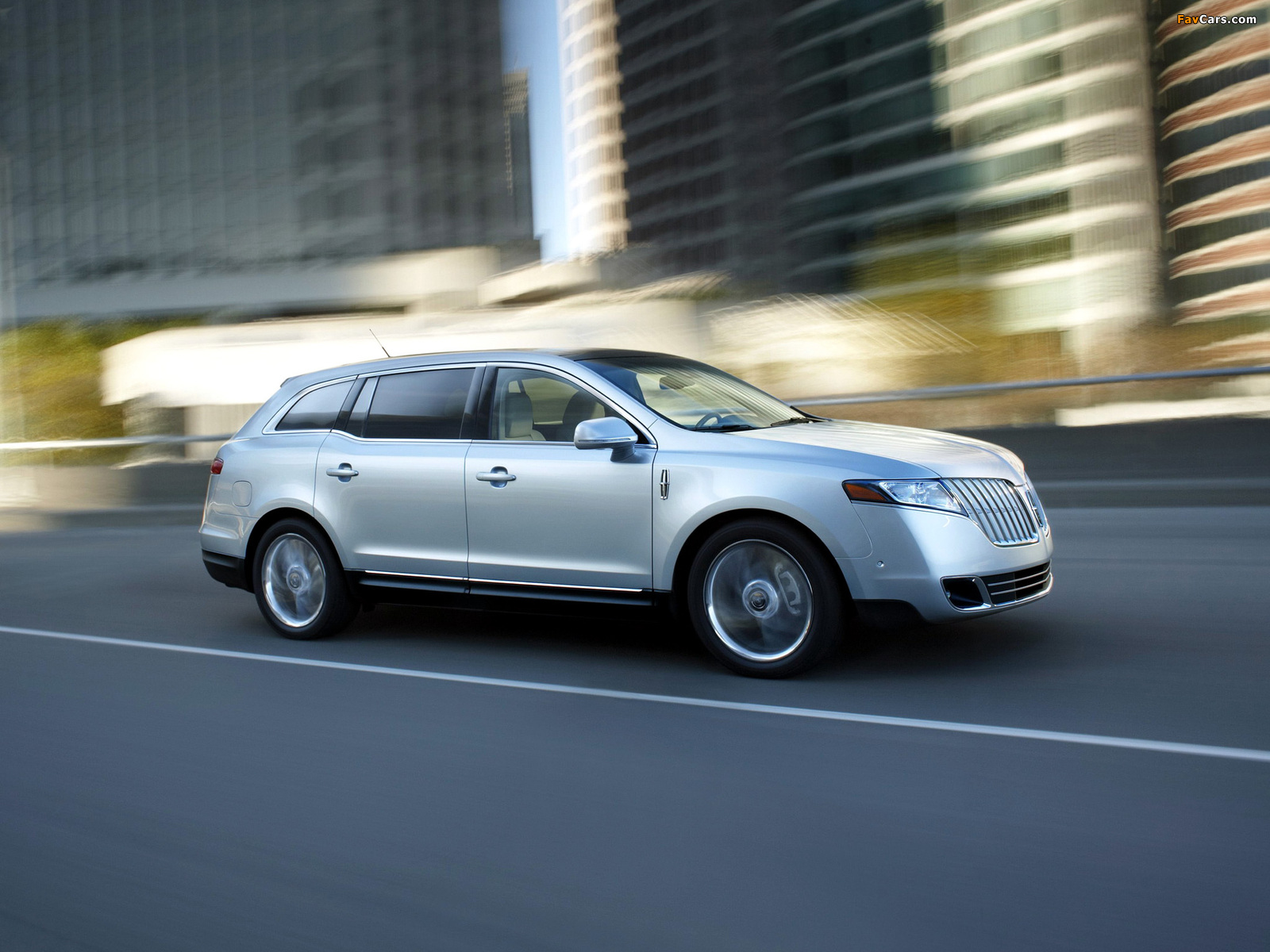 Pictures of Lincoln MKT 2009–12 (1600 x 1200)