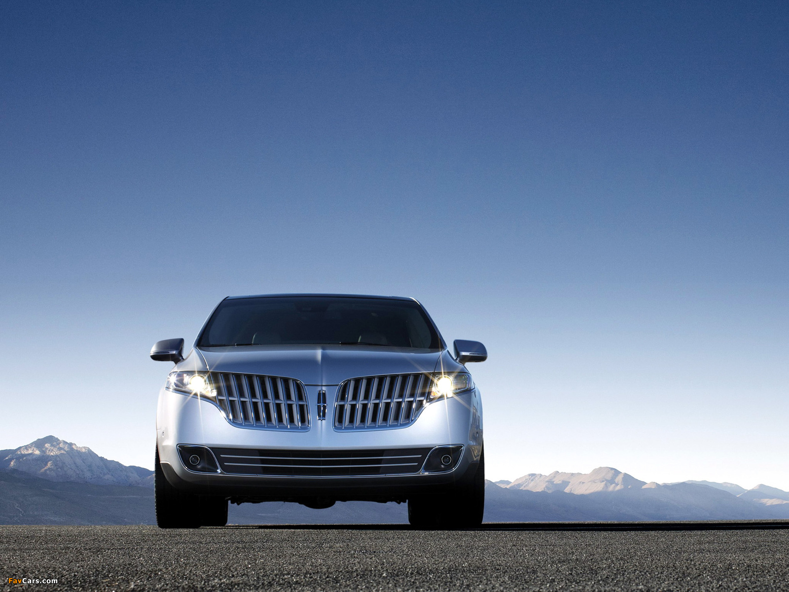 Pictures of Lincoln MKT 2009–12 (1600 x 1200)