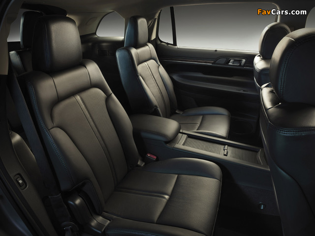 Pictures of Lincoln MKT 2012 (640 x 480)
