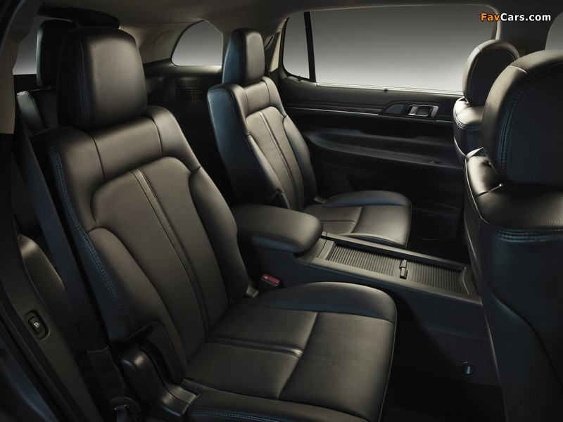 Pictures of Lincoln MKT 2012 (800 x 600)