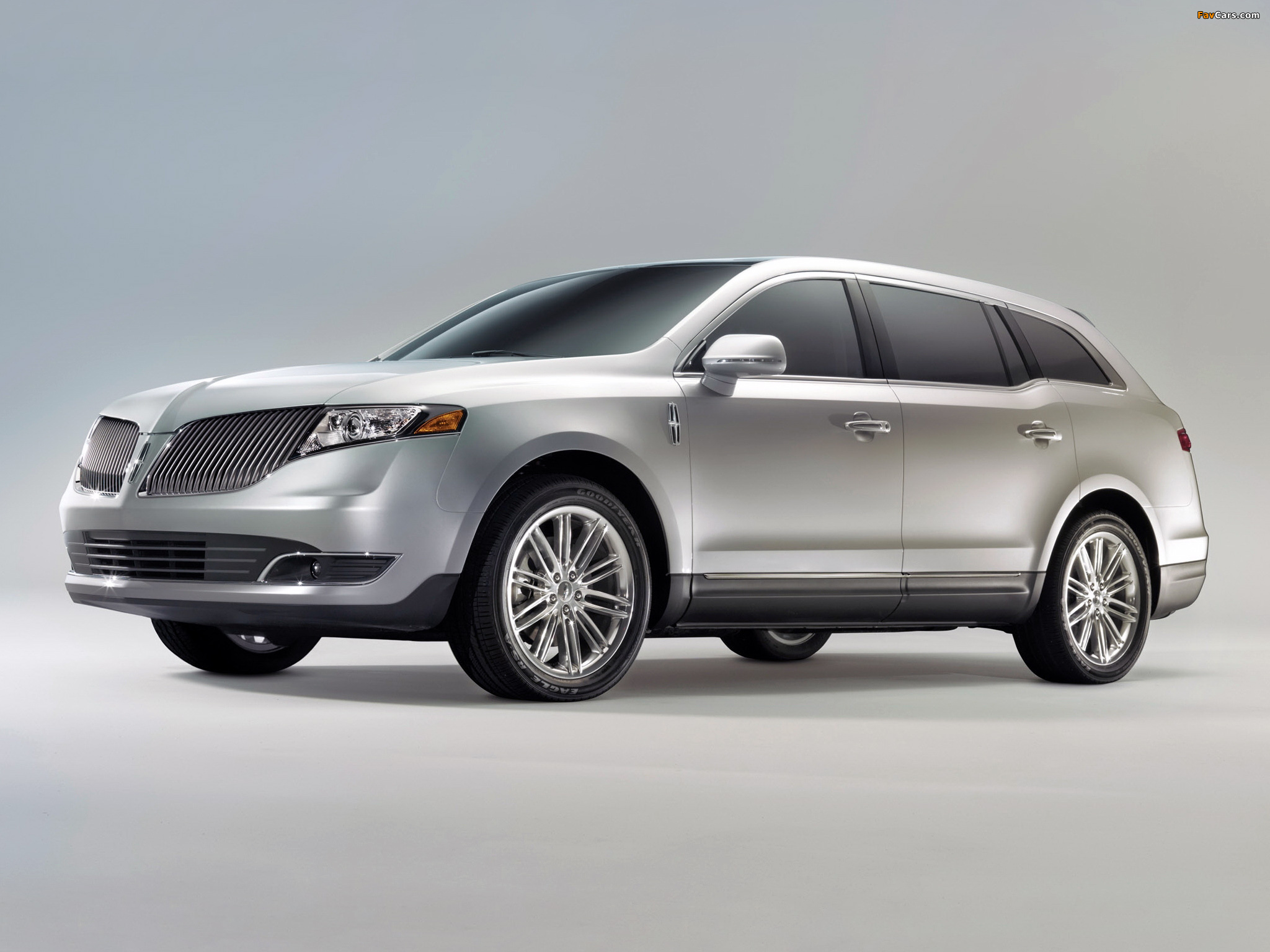 Lincoln MKT 2012 wallpapers (2048 x 1536)