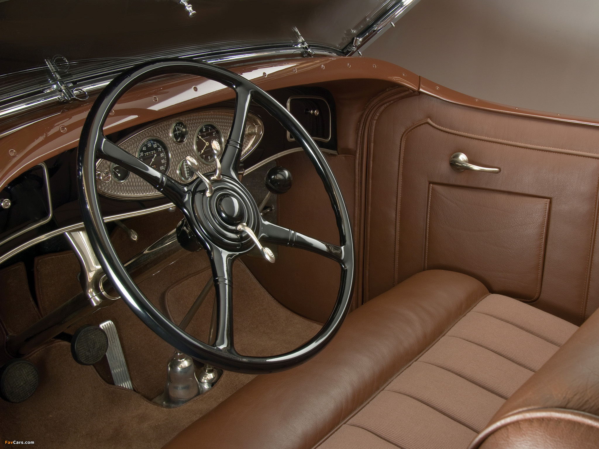 Images of Lincoln Model KB Dual Windshield Phaeton by Brunn 1932 (2048 x 1536)