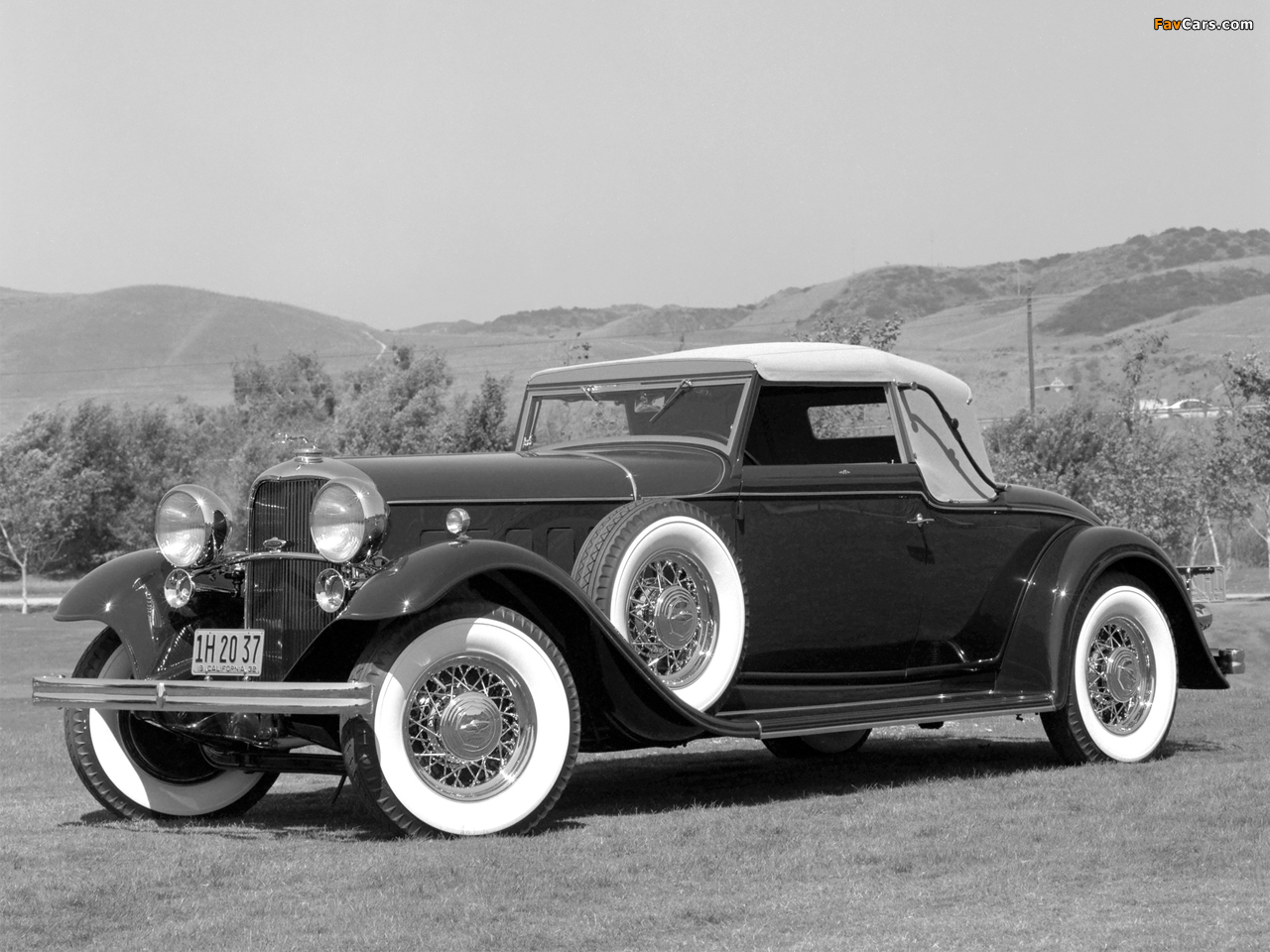 Lincoln Model KB Convertible Roadster by LeBaron 1932 photos (1280 x 960)