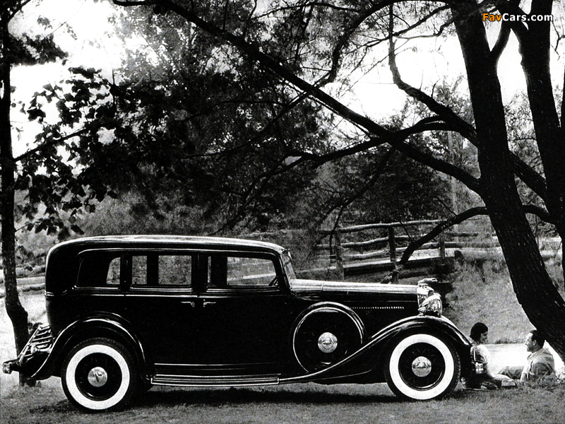 Lincoln Model KA Sedan (517-A) 1933 pictures (800 x 600)