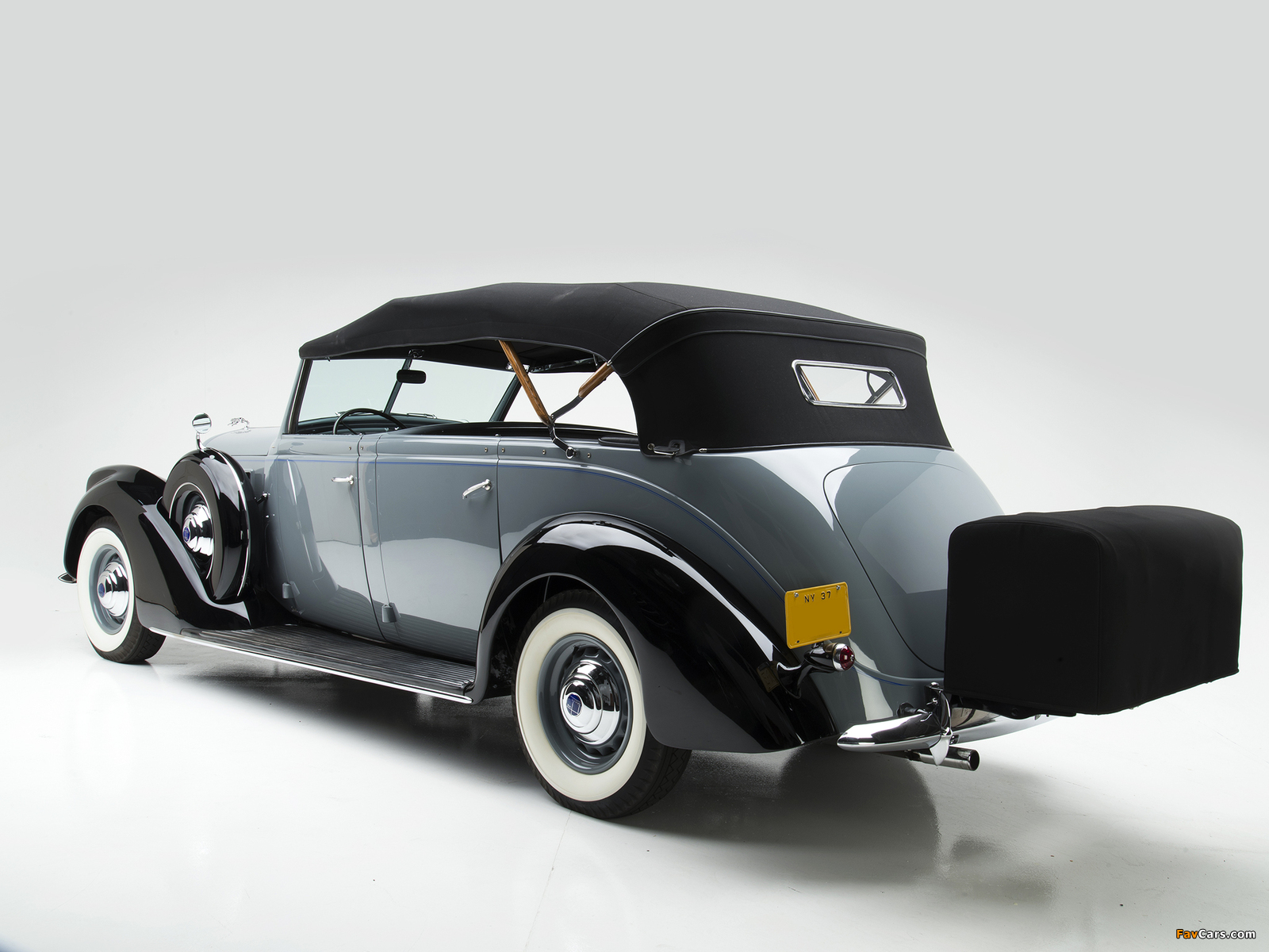 Lincoln Model K 7-passenger Touring by Willoughby 1937 photos (1600 x 1200)