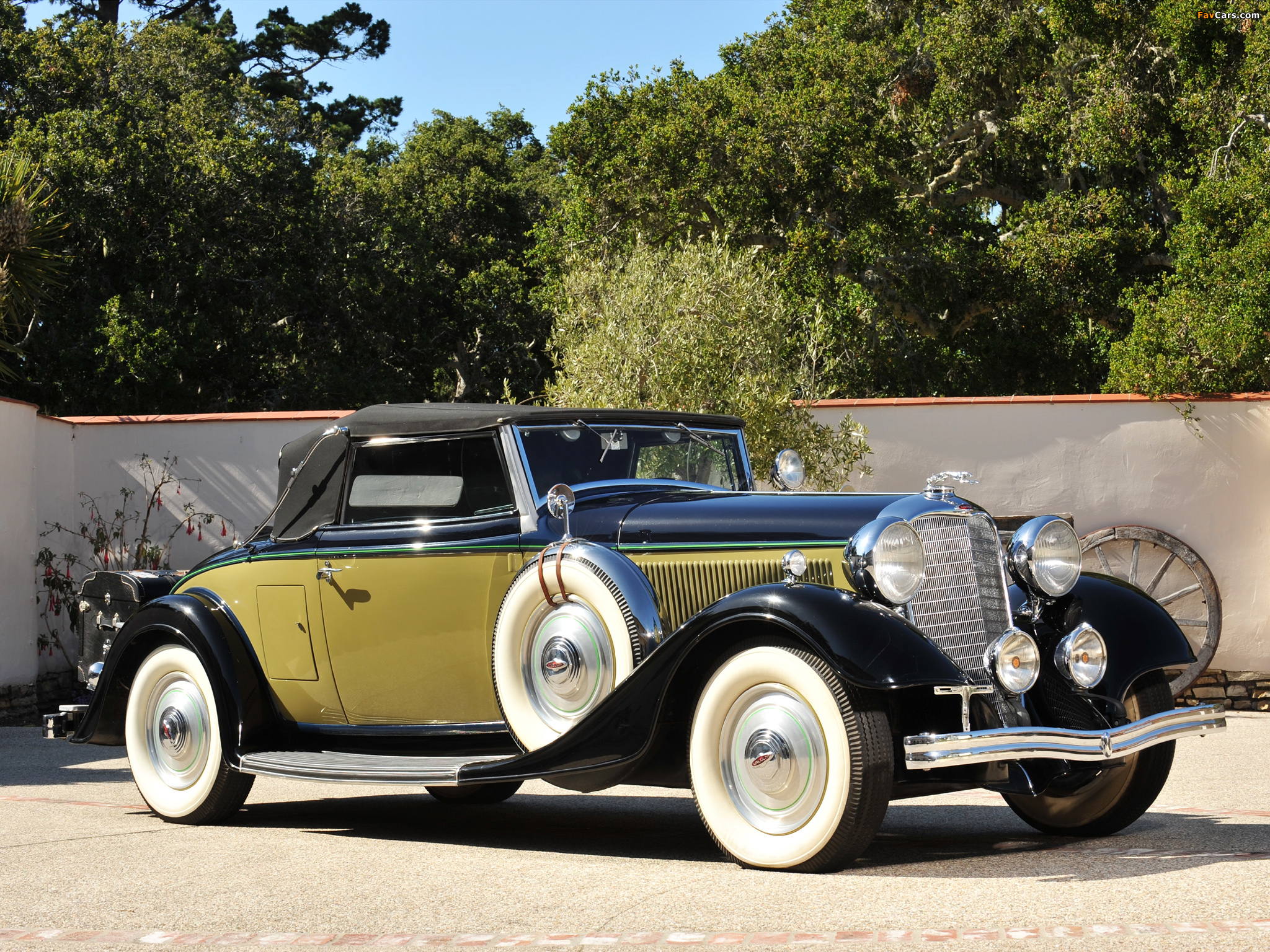 Photos of Lincoln Model KA Convertible Roadster by Murray 1933 (2048 x 1536)