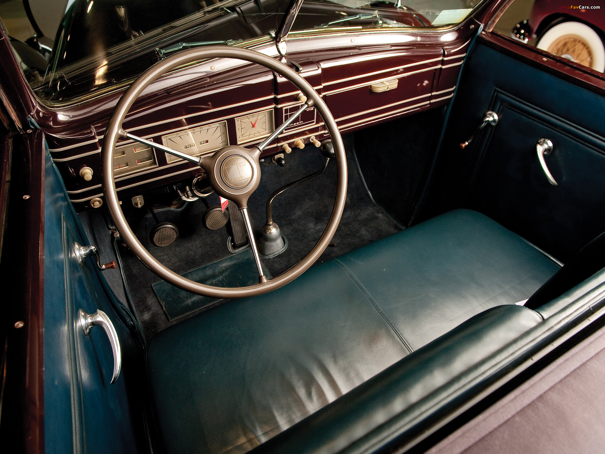 Photos of Lincoln Model K Convertible Sedan by LeBaron 1939 (2048 x 1536)