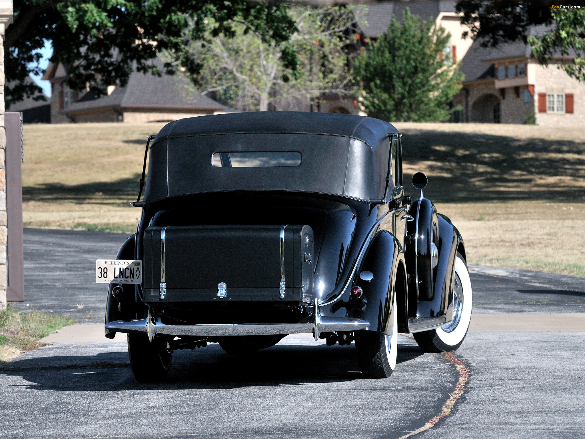 Pictures of Lincoln Model K Semi-Collapsible Cabriolet by Brunn (409-A) 1938 (2048 x 1536)