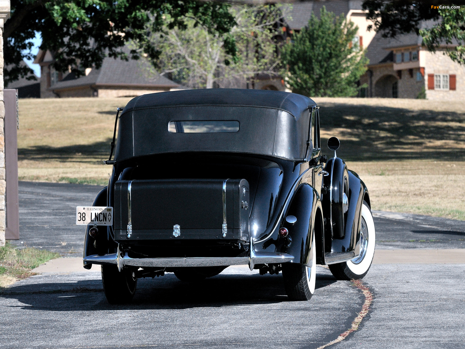 Pictures of Lincoln Model K Semi-Collapsible Cabriolet by Brunn (409-A) 1938 (1600 x 1200)