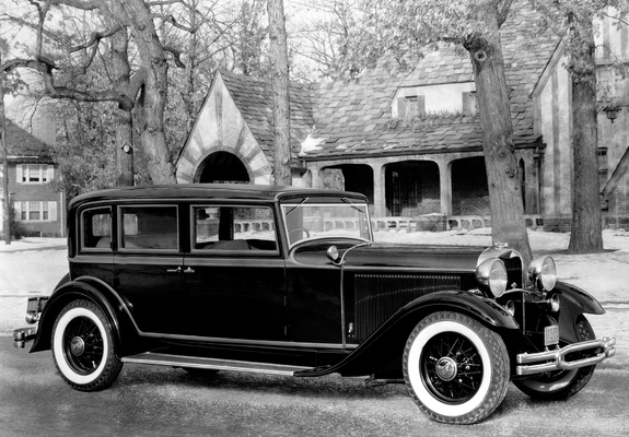 Pictures of Lincoln K Town Sedan 1931