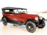 Pictures of Lincoln Model L 7-passenger Touring 1923