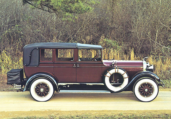 Pictures of Lincoln Model L Town Car by Brunn 1927