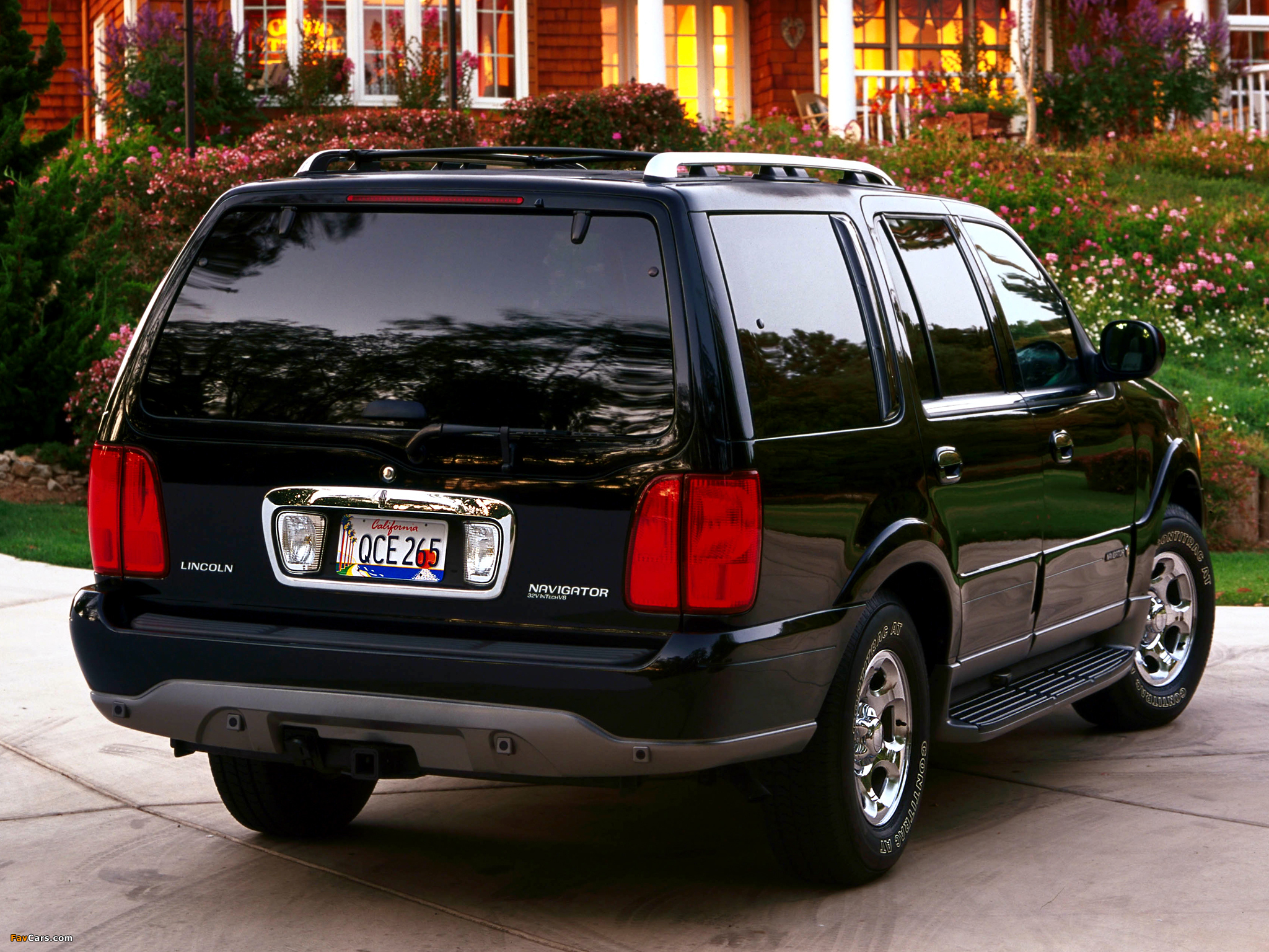 Images of Lincoln Navigator 1997–2002 (2048 x 1536)