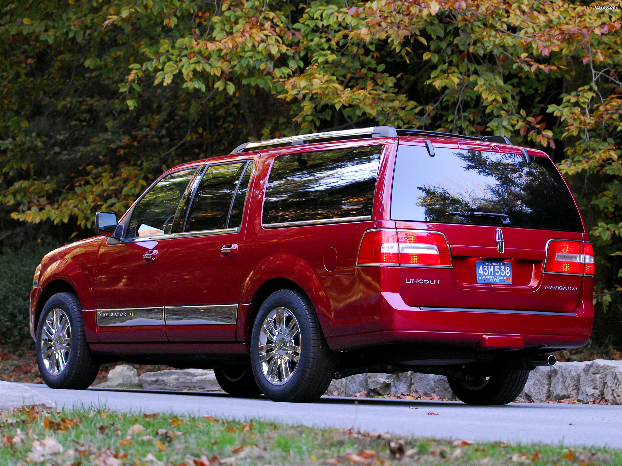 Images of Lincoln Navigator L 2007 (2048 x 1536)