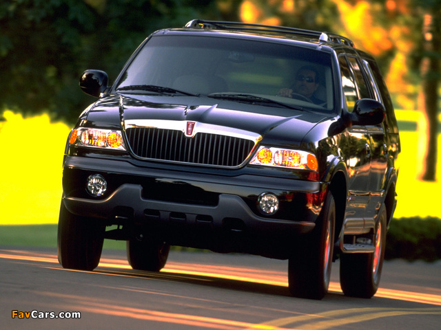 Lincoln Navigator 1997–2002 photos (640 x 480)