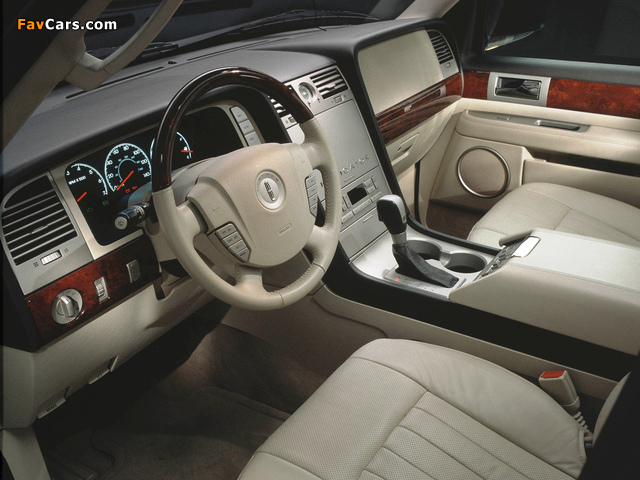 Lincoln Navigator 2003–06 photos (640 x 480)