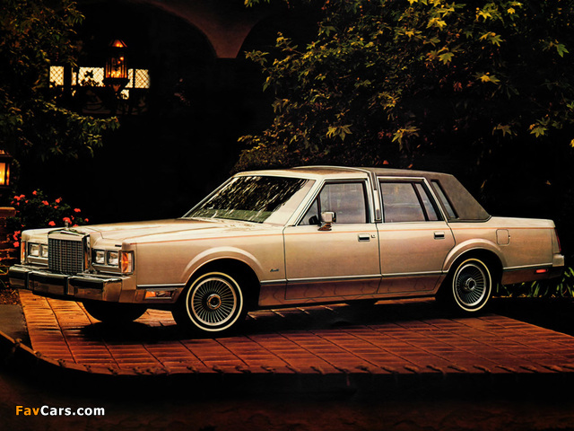 Lincoln Town Car 1985–89 images (640 x 480)