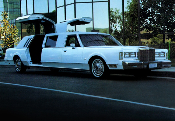Gold Wing Lincoln Town Car Limousine 1986 images