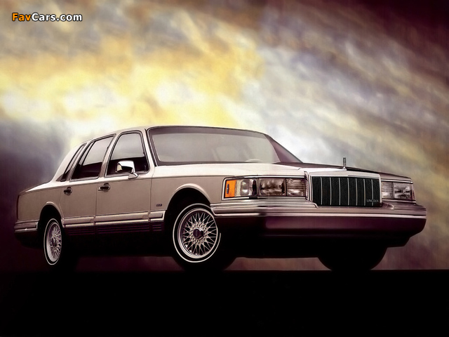 Lincoln Town Car 1992–94 images (640 x 480)