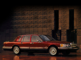 Lincoln Town Car 1992–94 photos