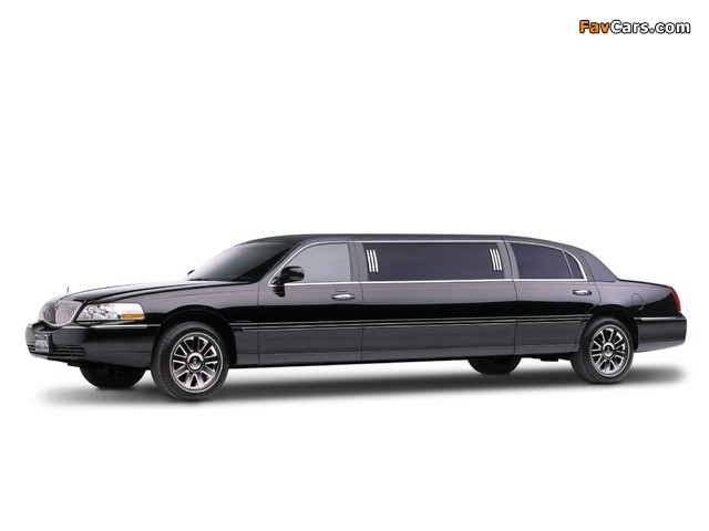 Lincoln Town Car Krystal 120V Limousine 2003–11 wallpapers (640 x 480)