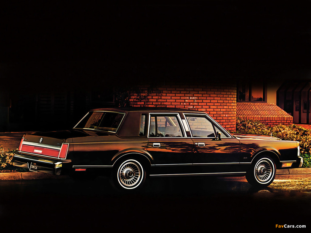 Lincoln Town Car 1985–89 photos (1024 x 768)