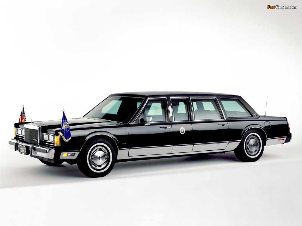 Lincoln Town Car Presidential Limousine 1989 wallpapers (1024 x 768)