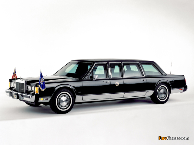 Lincoln Town Car Presidential Limousine 1989 wallpapers (640 x 480)