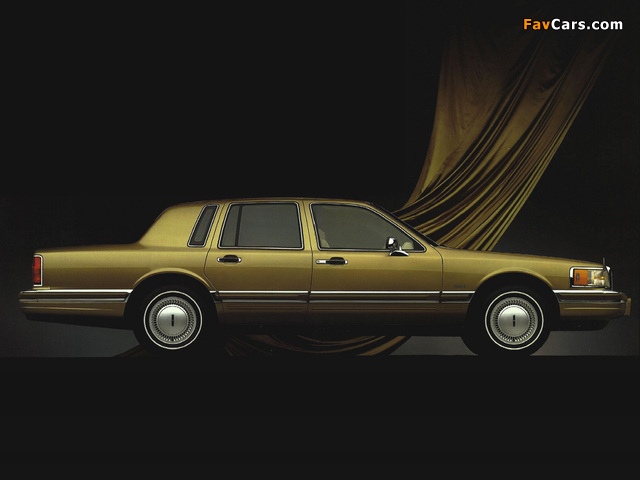 Lincoln Town Car 1990–92 photos (640 x 480)