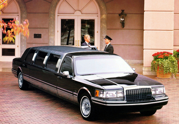 Photos of Lincoln Town Car Limousine 1992–94