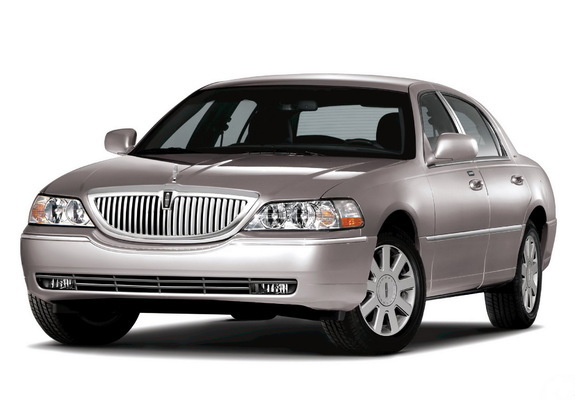Pictures of Lincoln Town Car 2003–11