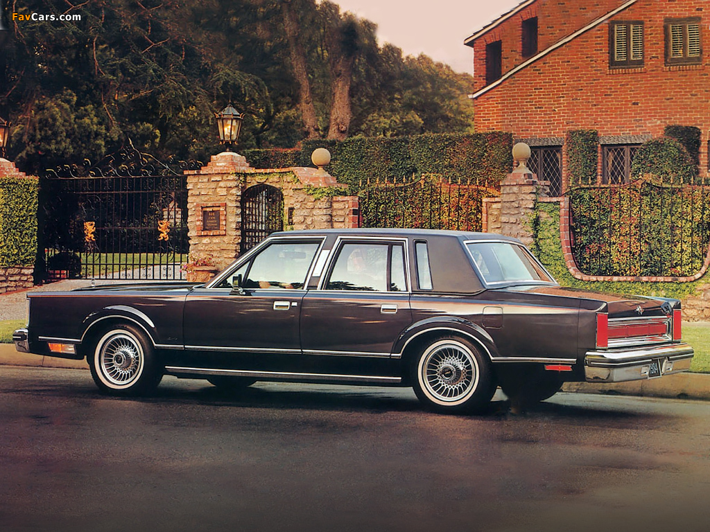 Lincoln Town Car 1981–85 wallpapers (1024 x 768)