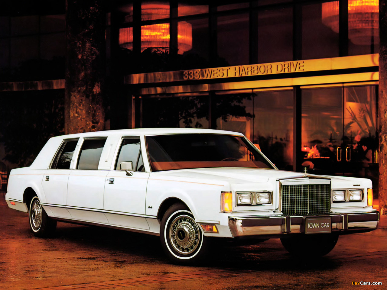 Lincoln Town Car Limousine 1985–89 wallpapers (1280 x 960)