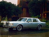 Lincoln Town Car 1985–89 wallpapers