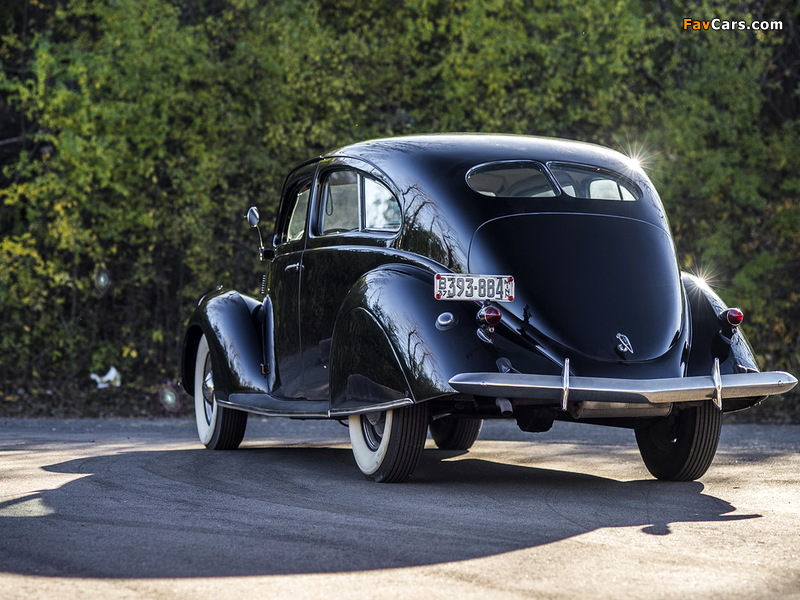 Images of Lincoln Zephyr Coupe Sedan (HB-700) 1936–37 (800 x 600)