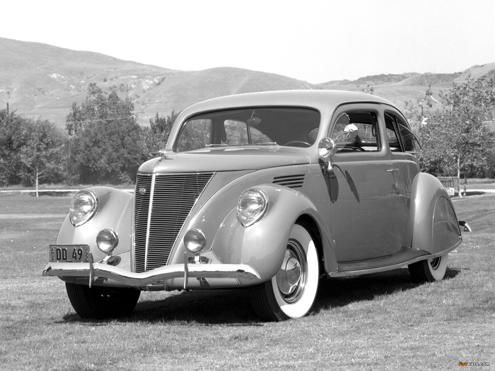Lincoln Zephyr Coupe 1937 pictures (1600 x 1200)