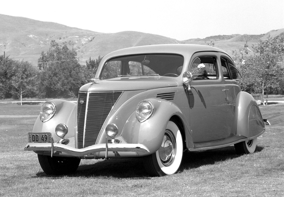 Lincoln Zephyr Coupe 1937 pictures
