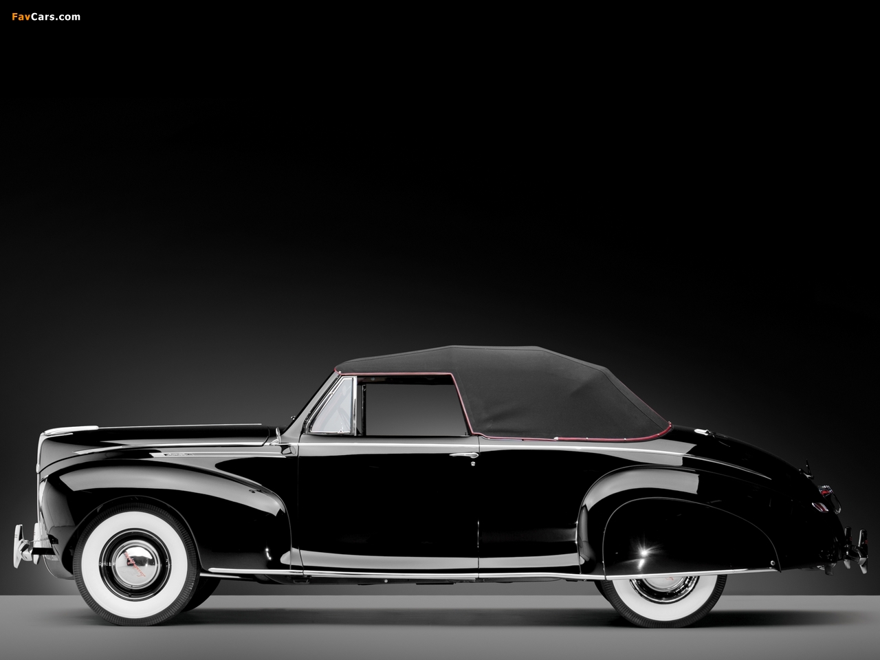 Lincoln Zephyr Convertible Coupe (06H-76) 1940 photos (1280 x 960)