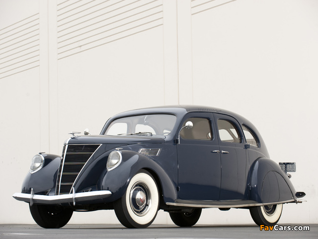 Photos of Lincoln Zephyr Sedan 1936–39 (640 x 480)