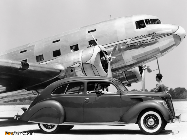 Photos of Lincoln Zephyr Coupe 1937 (640 x 480)